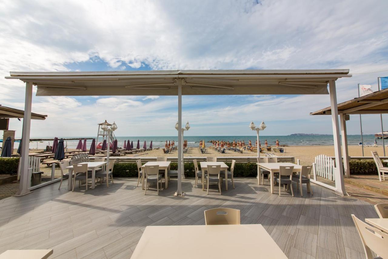 Expert Hotel Golem  Bagian luar foto
