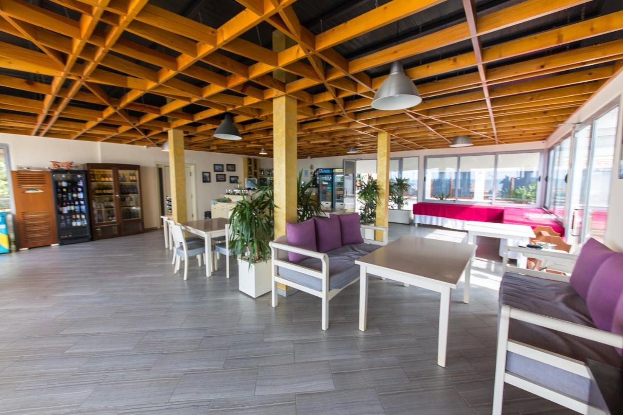 Expert Hotel Golem  Bagian luar foto