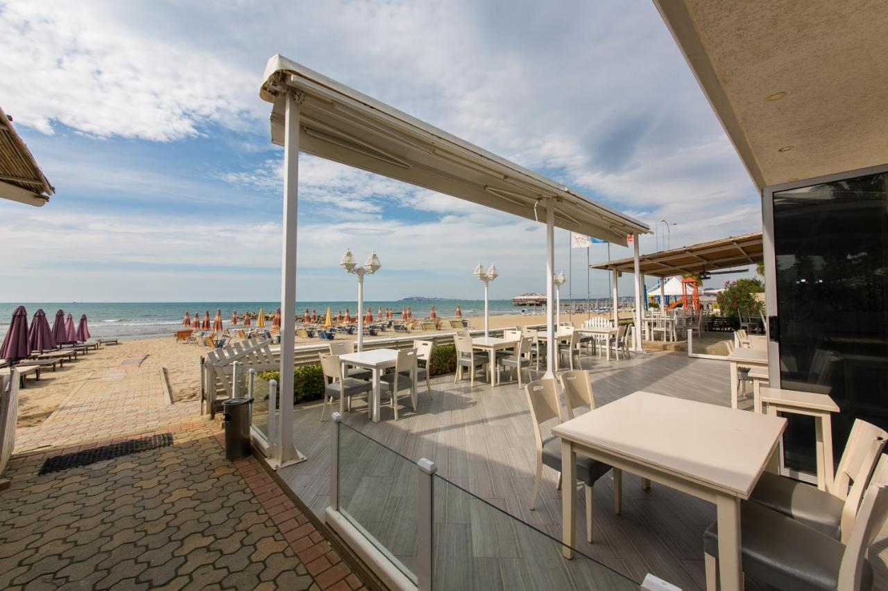 Expert Hotel Golem  Bagian luar foto